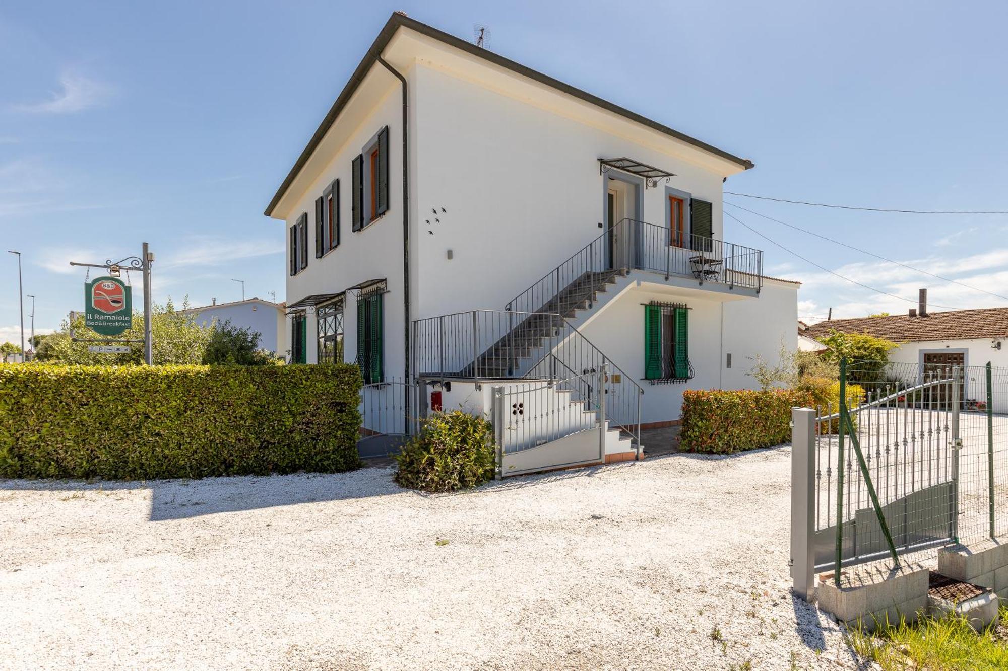 B&B Il Ramaiolo Santa Maria a Monte Bagian luar foto
