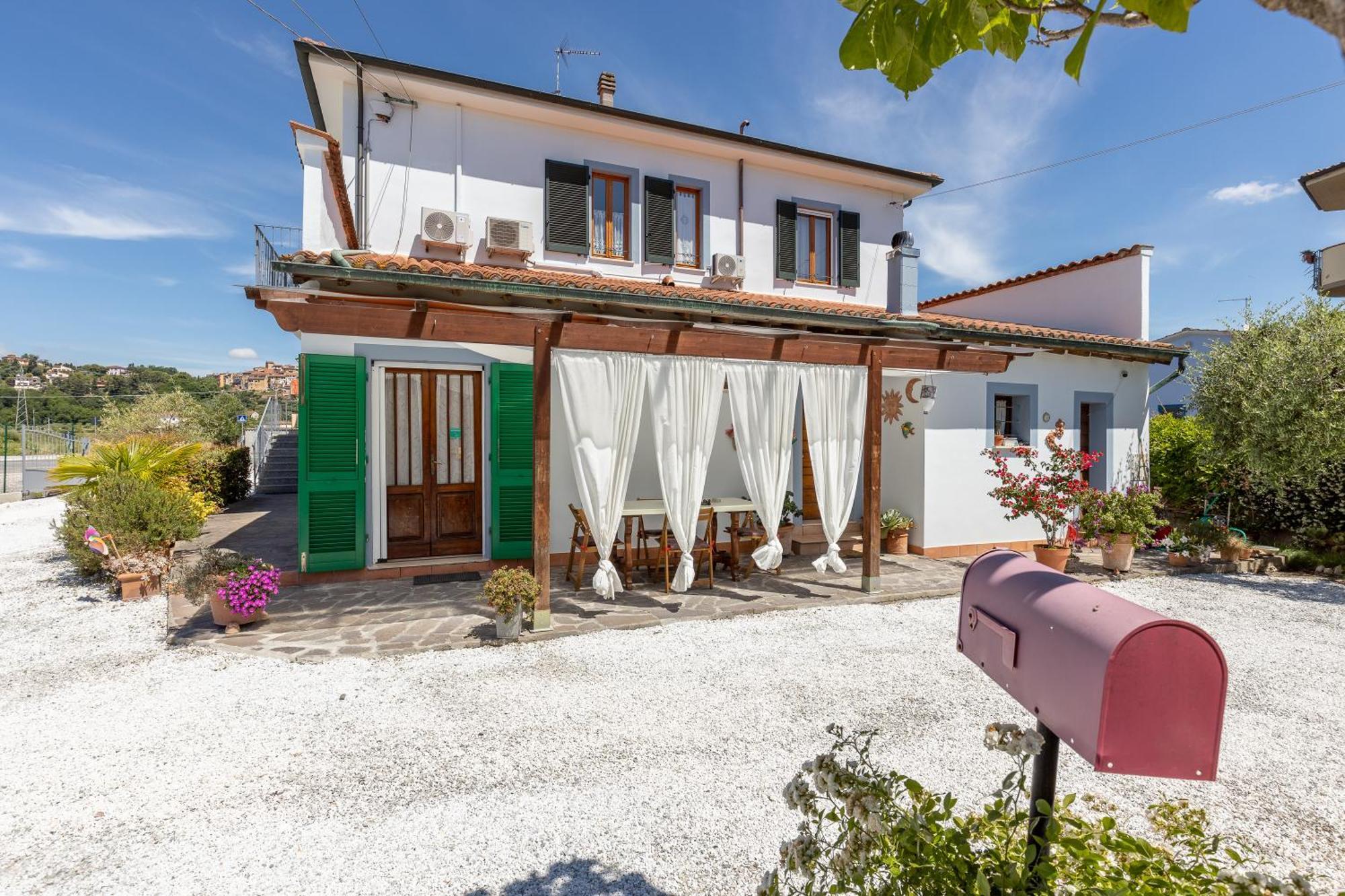 B&B Il Ramaiolo Santa Maria a Monte Bagian luar foto