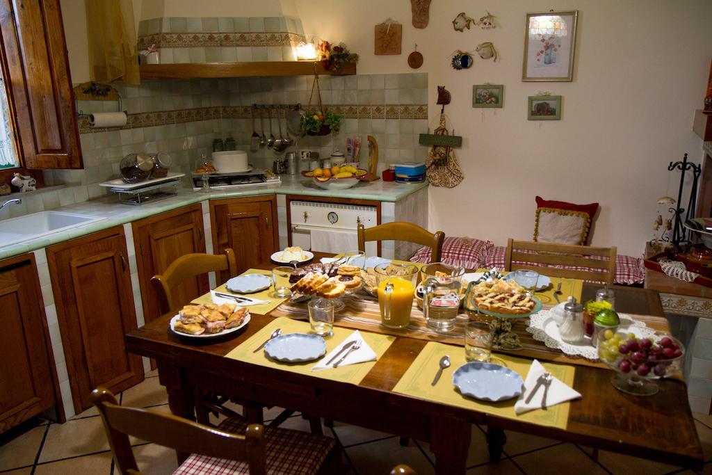 B&B Il Ramaiolo Santa Maria a Monte Bagian luar foto