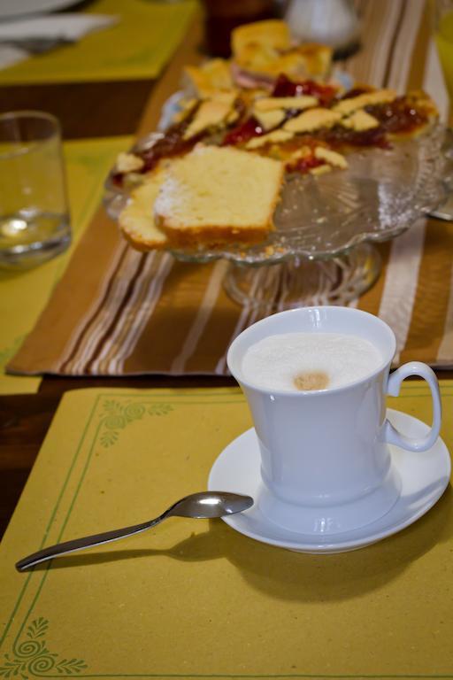 B&B Il Ramaiolo Santa Maria a Monte Bagian luar foto